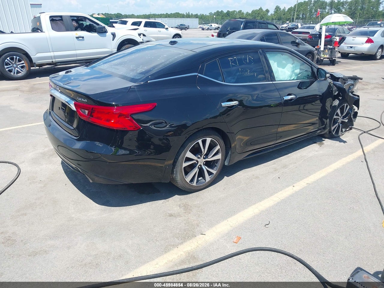 2016 NISSAN MAXIMA 3.5 PLATINUM · 4/11