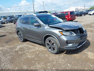 JN8AT2MT4JW****** · 2018 NISSAN ROGUE SL