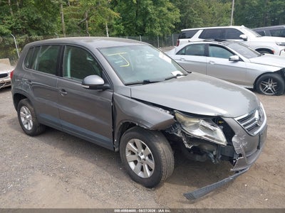 WVGBV9AX2AW****** · 2010 VOLKSWAGEN TIGUAN S