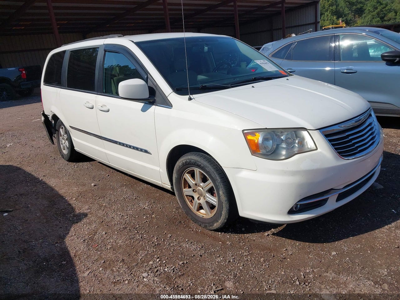 2011 CHRYSLER TOWN & COUNTRY TOURING