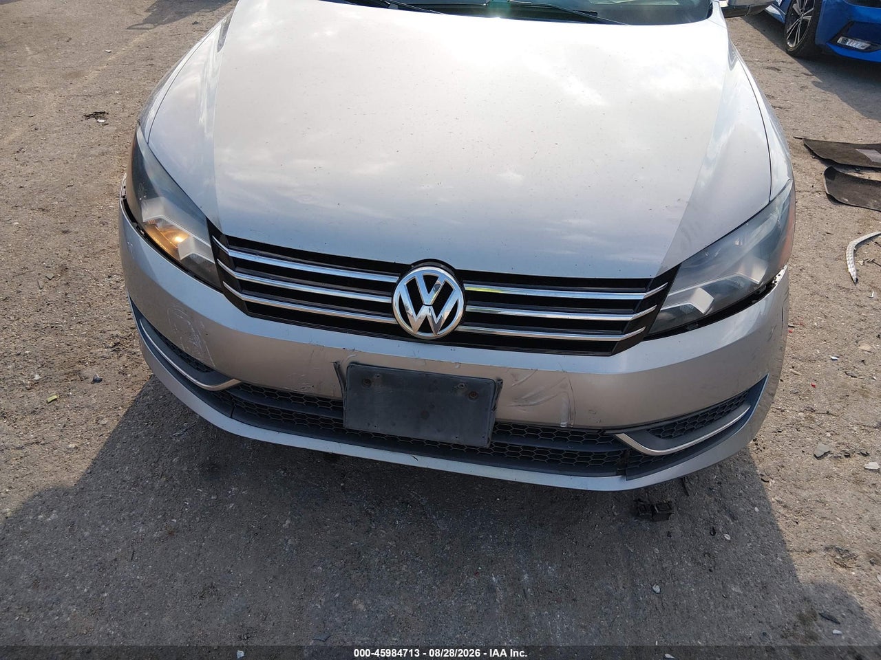 2012 VOLKSWAGEN PASSAT 2.5L SE · 6/11