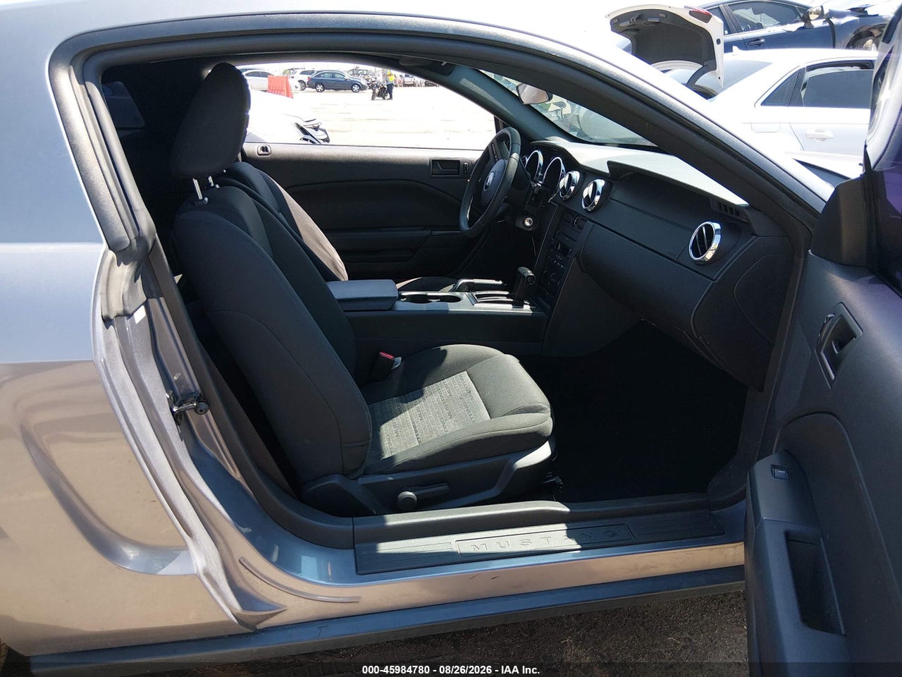 2007 FORD MUSTANG V6 DELUXE/V6 PREMIUM · 5/11