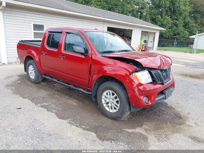 2017 NISSAN FRONTIER SV