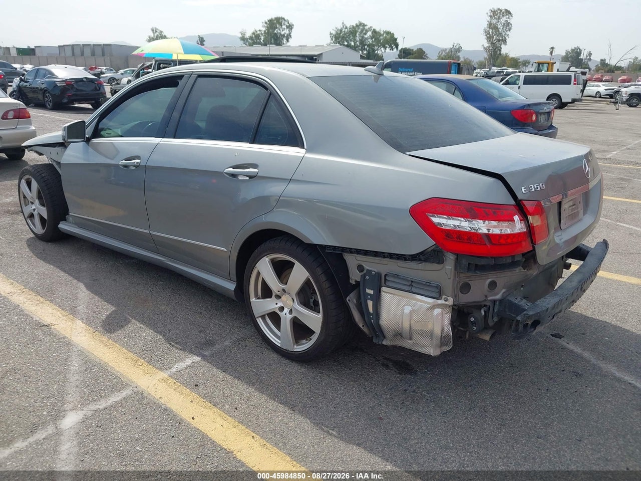 2011 MERCEDES-BENZ E 350 · 3/11