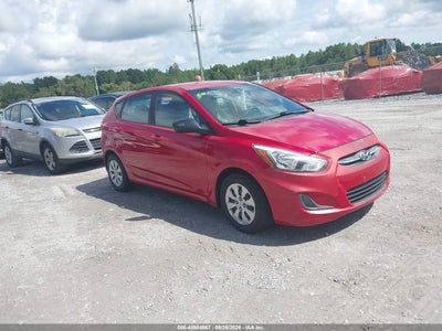 KMHCT5AE4HU****** · 2017 HYUNDAI ACCENT SE