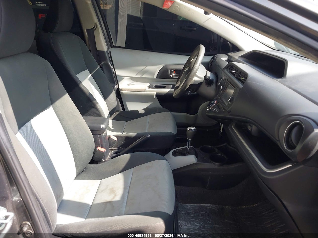 2014 TOYOTA PRIUS C THREE · 5/11