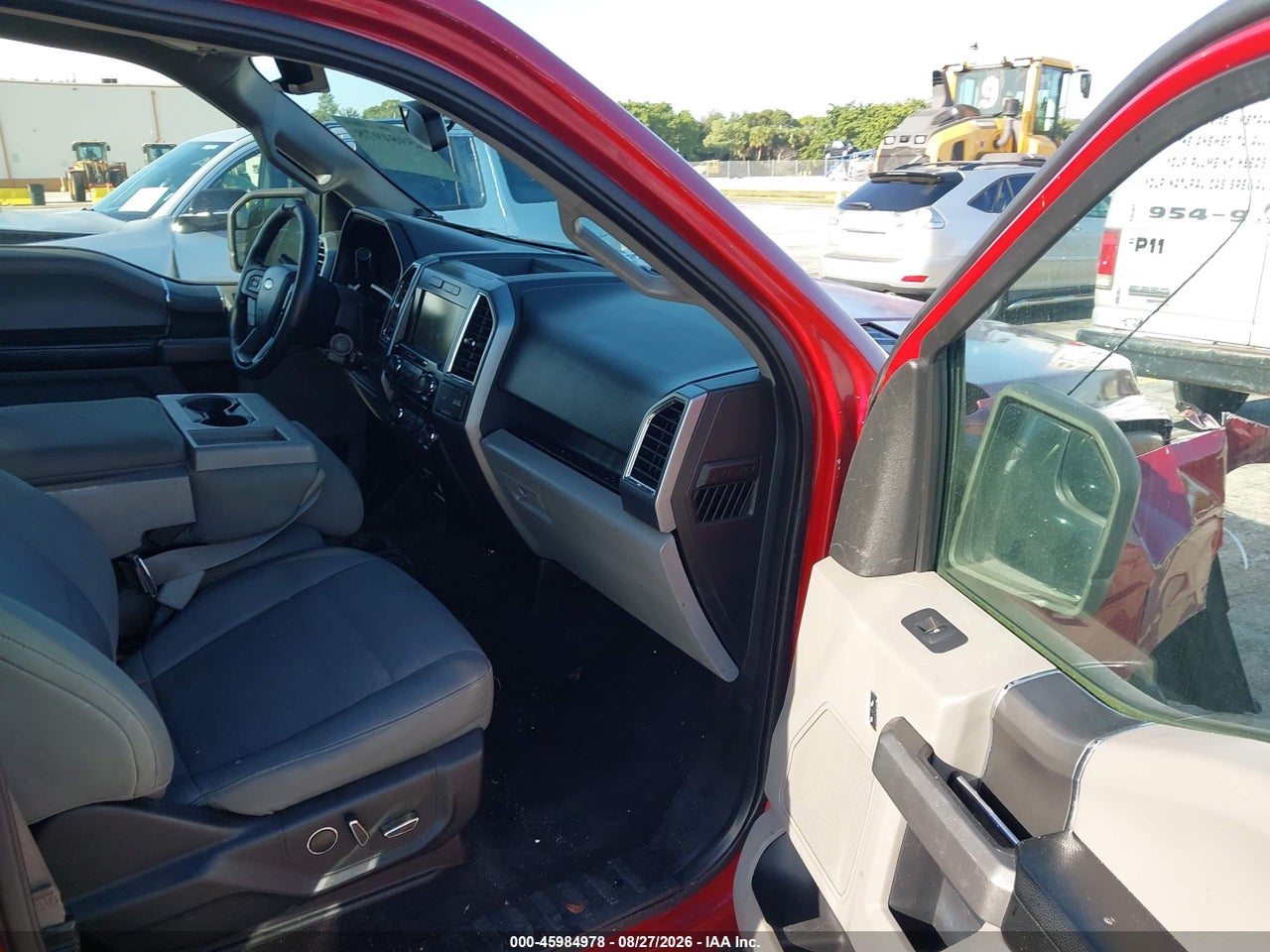 2015 FORD F-150 XLT · 5/10