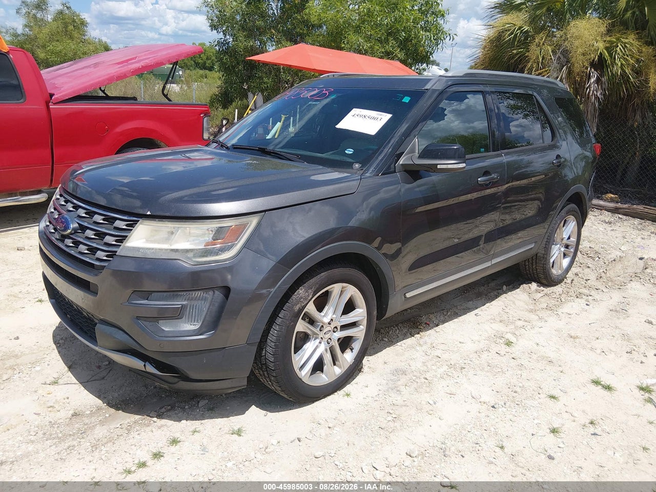 2017 FORD EXPLORER XLT · 2/11