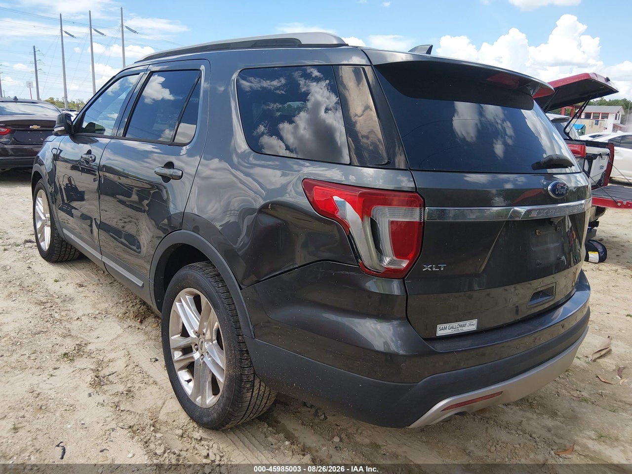 2017 FORD EXPLORER XLT · 6/11
