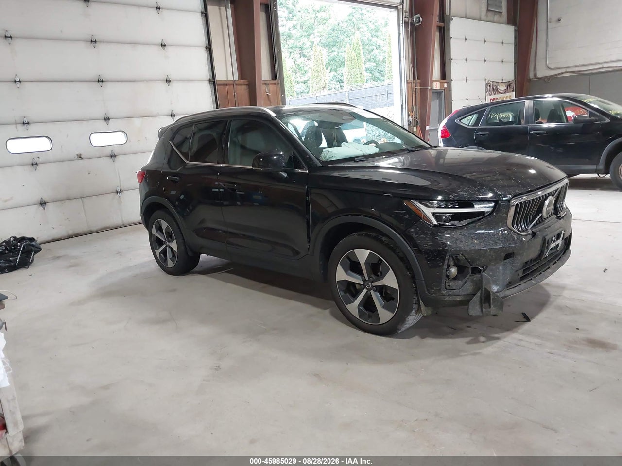 YV4L12UE6S2****** · 2025 VOLVO XC40 B5 PLUS BRIGHT THEME
