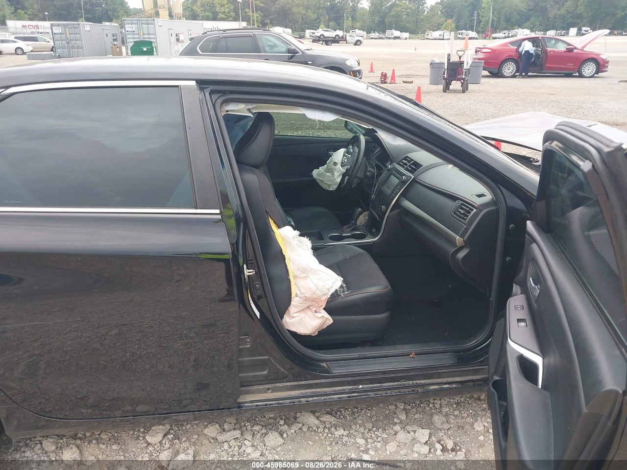 2016 TOYOTA CAMRY SE · 5/11