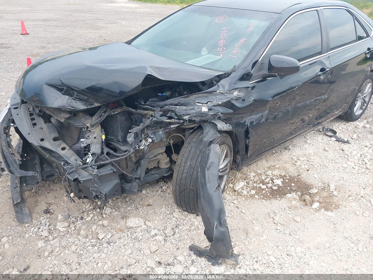 2016 TOYOTA CAMRY SE · 6/11