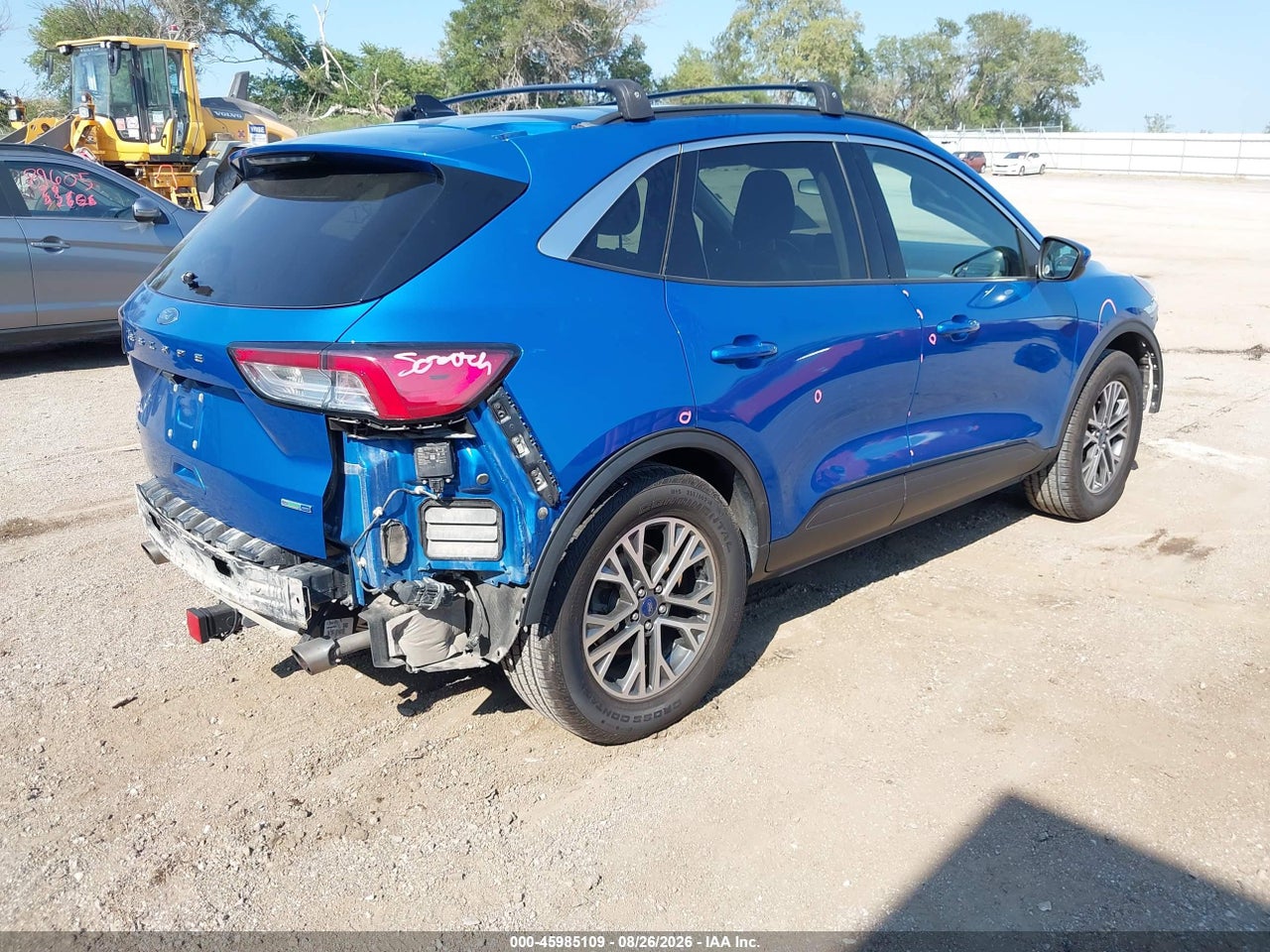 2020 FORD ESCAPE SEL · 4/11