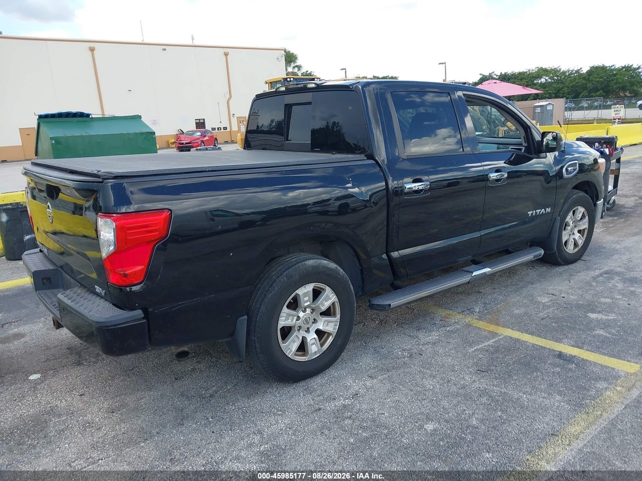 2017 NISSAN TITAN SV · 4/11
