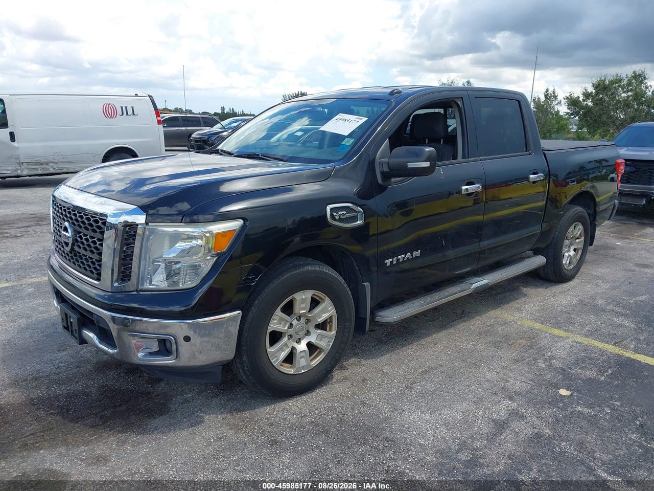2017 NISSAN TITAN SV · 2/11