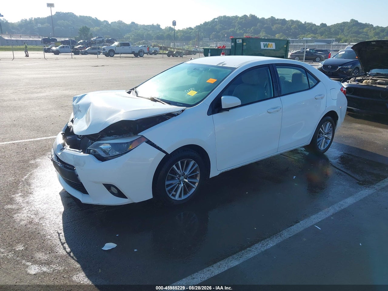 2014 TOYOTA COROLLA LE PLUS · 2/11