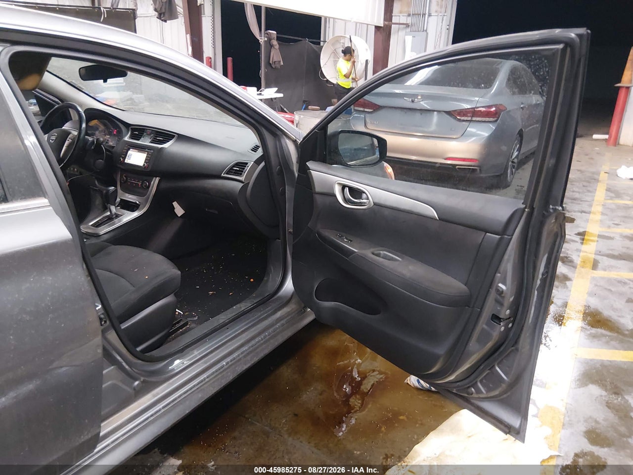 2015 NISSAN SENTRA SR · 5/11