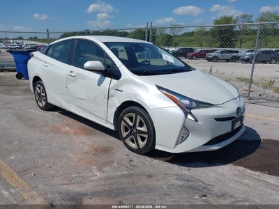 2016 TOYOTA PRIUS THREE TOURING