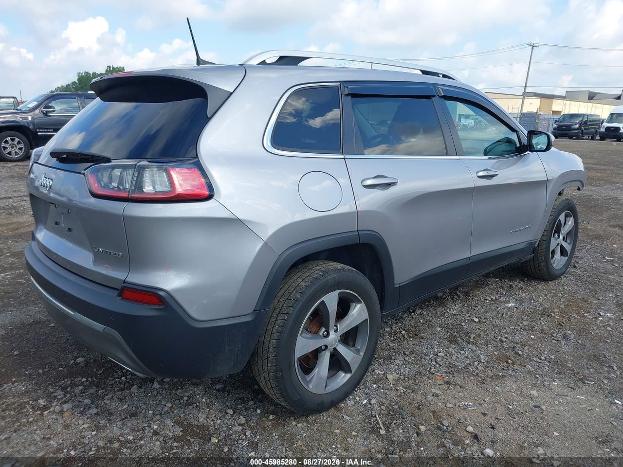 2019 JEEP CHEROKEE LIMITED 4X4 · 4/11