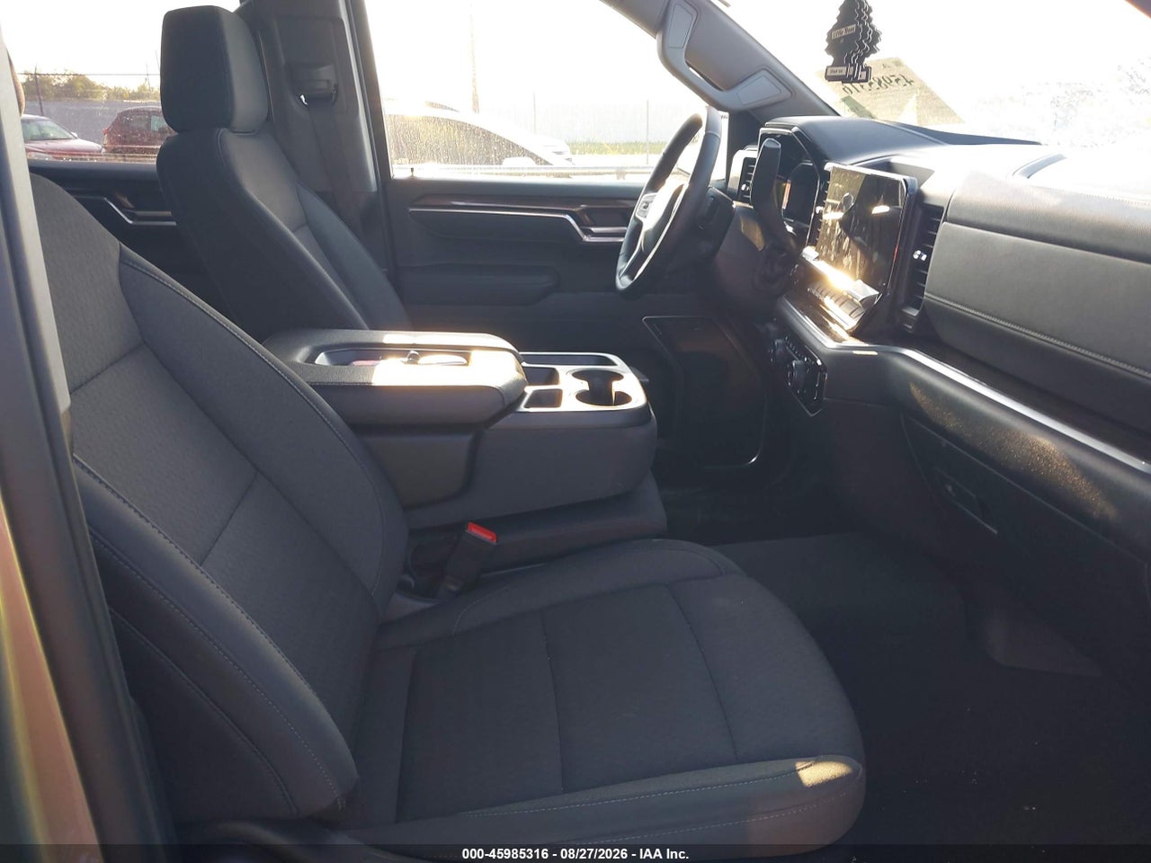 2026 CHEVROLET SILVERADO 1500 4WD  SHORT BED LT WITH 2FL · 5/11