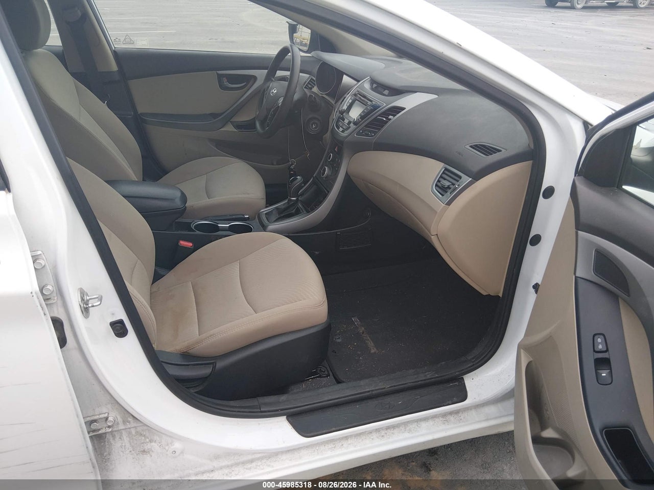 2015 HYUNDAI ELANTRA SE · 5/11