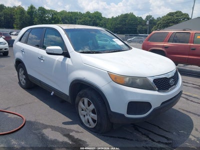 5XYKT3A10BG****** · 2011 KIA SORENTO LX