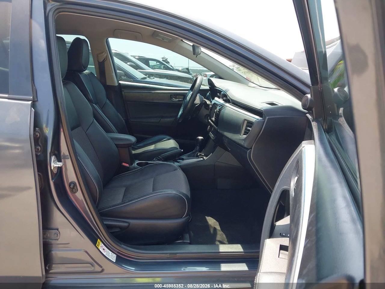 2015 TOYOTA COROLLA S · 5/11