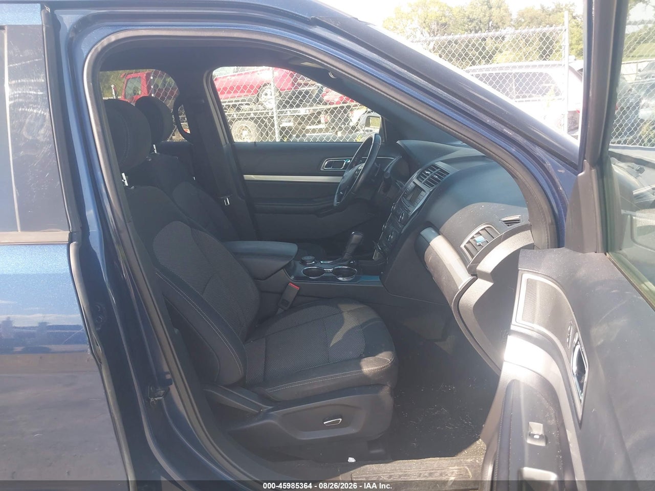 2016 FORD EXPLORER XLT · 5/11