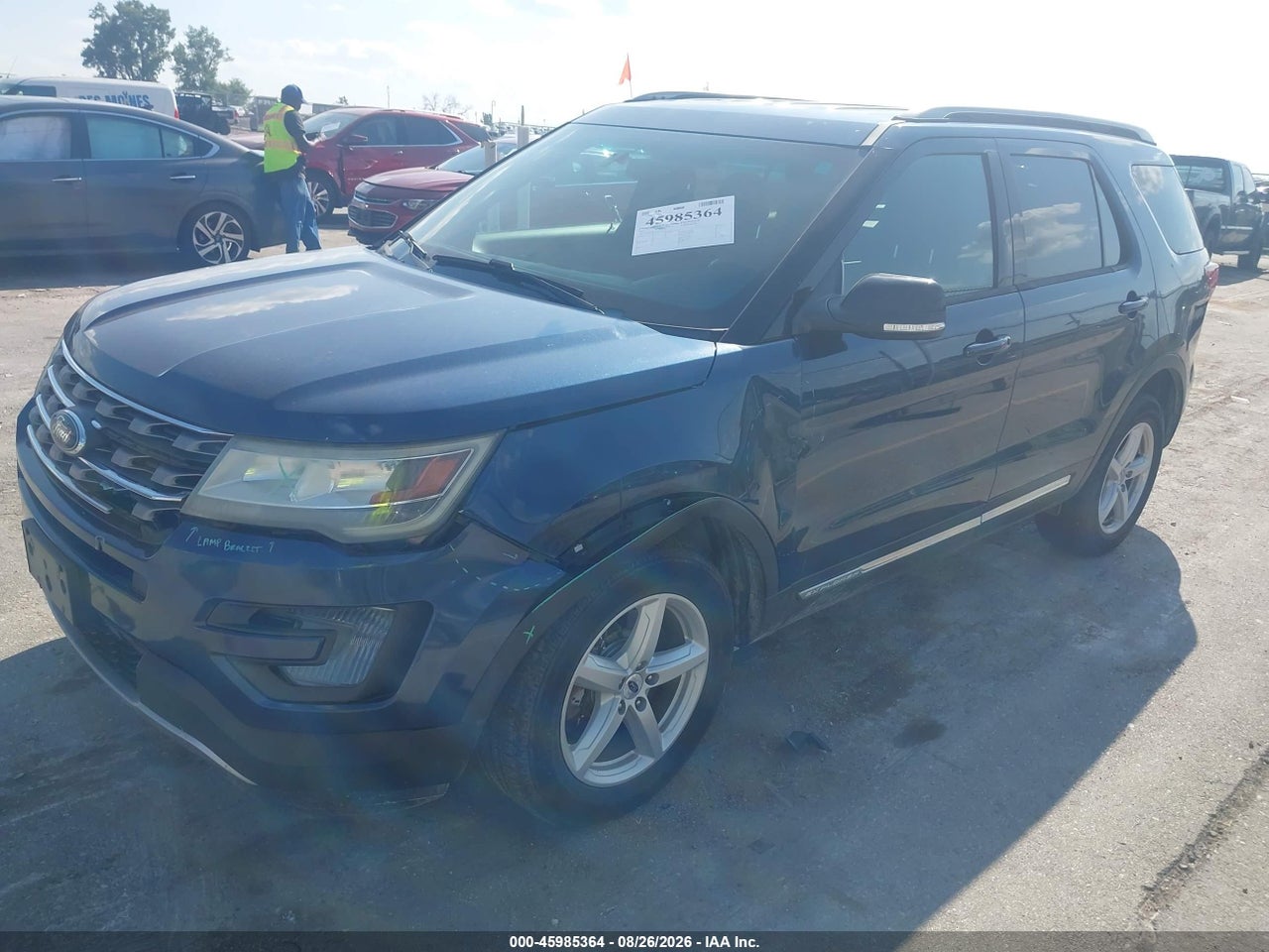 2016 FORD EXPLORER XLT · 2/11