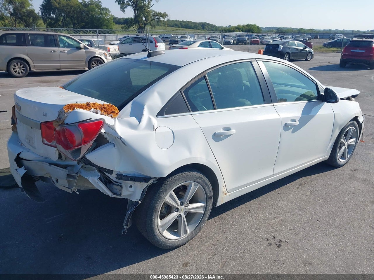 2015 CHEVROLET CRUZE 2LT AUTO · 4/11