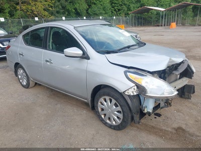 3N1CN7AP5FL****** · 2015 NISSAN VERSA 1.6 SV