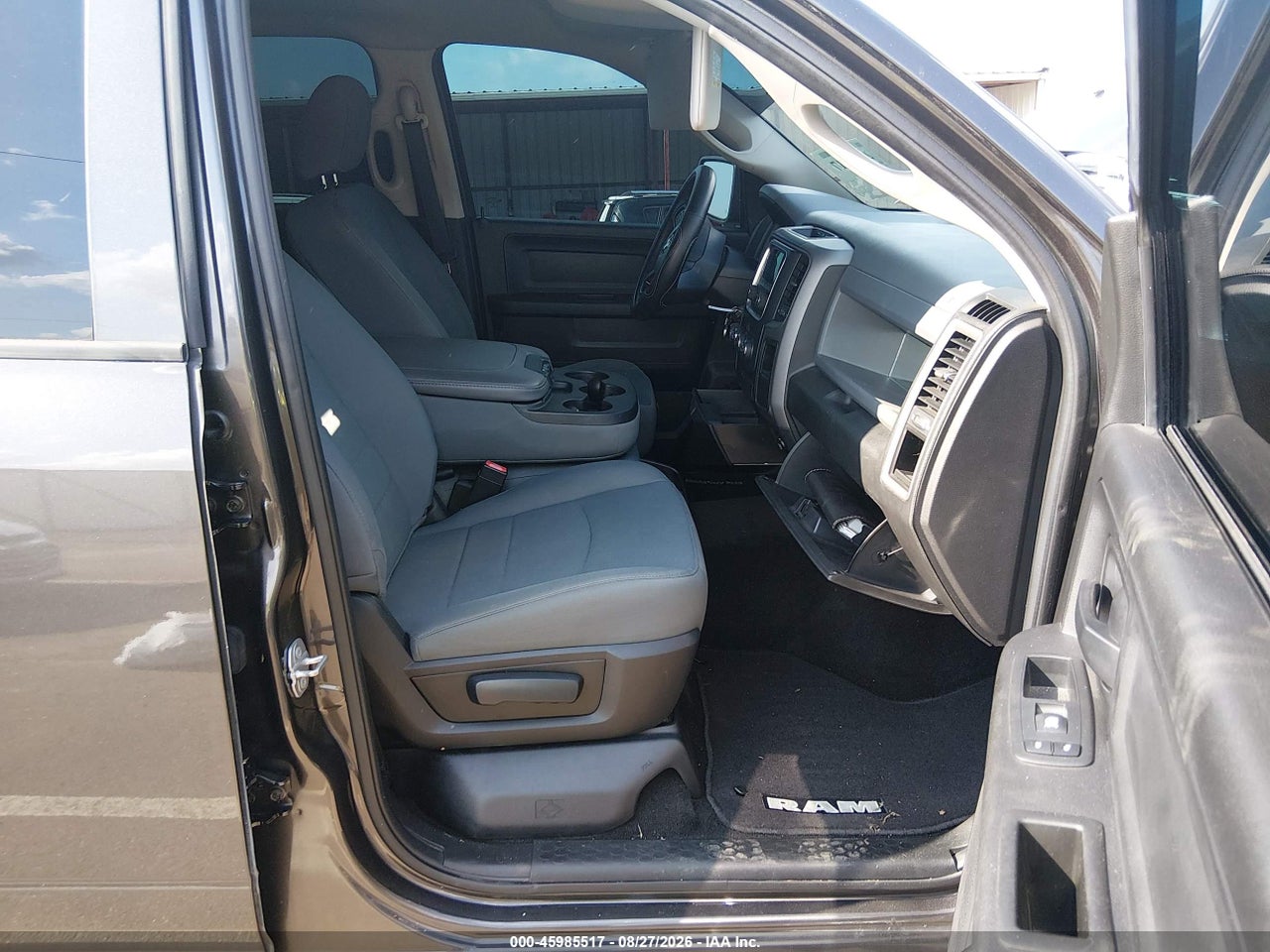 2017 RAM 1500 TRADESMAN  4X2 5'7 BOX · 5/11