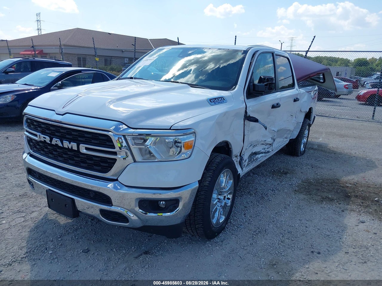2023 RAM 1500 BIG HORN  4X4 5'7 BOX · 2/11