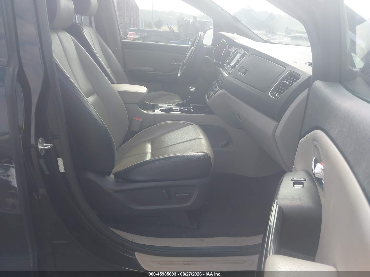 2020 KIA SEDONA EX · 5/11