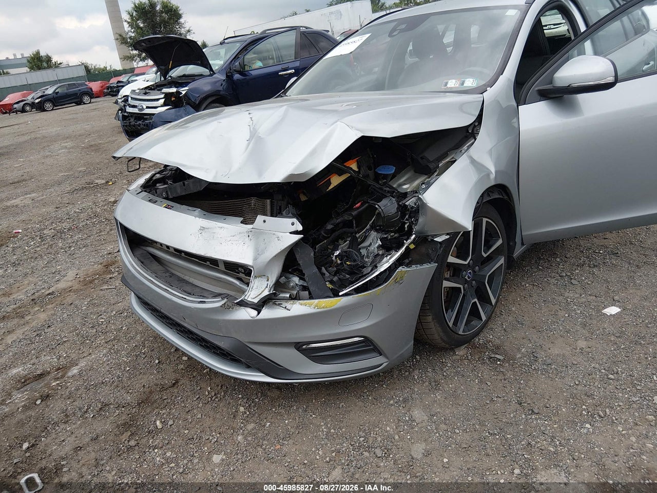 2018 VOLVO V60 T5 DYNAMIC · 6/11