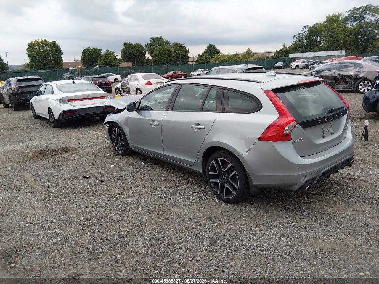 2018 VOLVO V60 T5 DYNAMIC · 3/11
