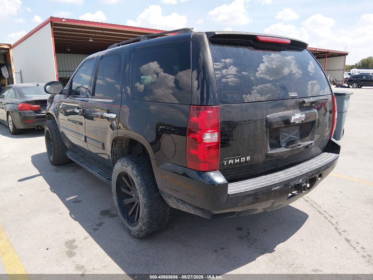 2011 CHEVROLET TAHOE LS · 3/11
