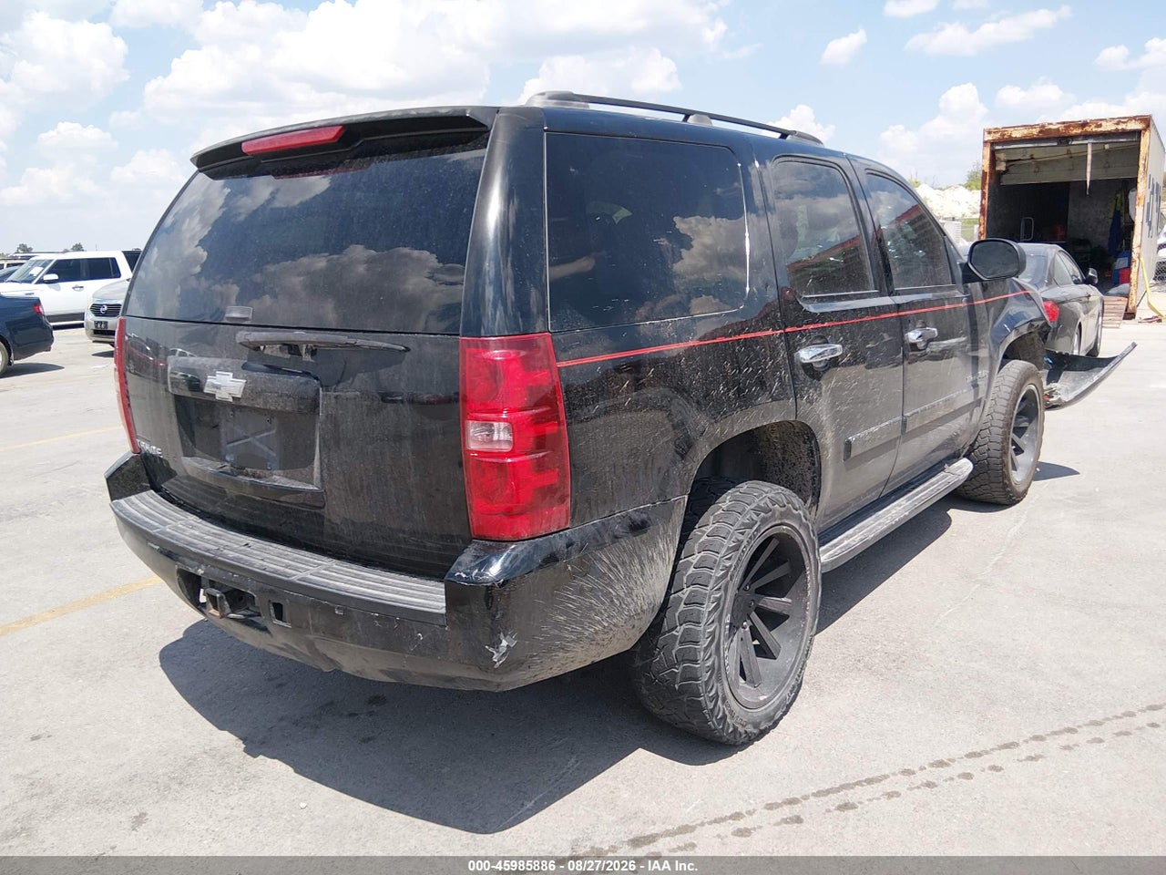 2011 CHEVROLET TAHOE LS · 4/11