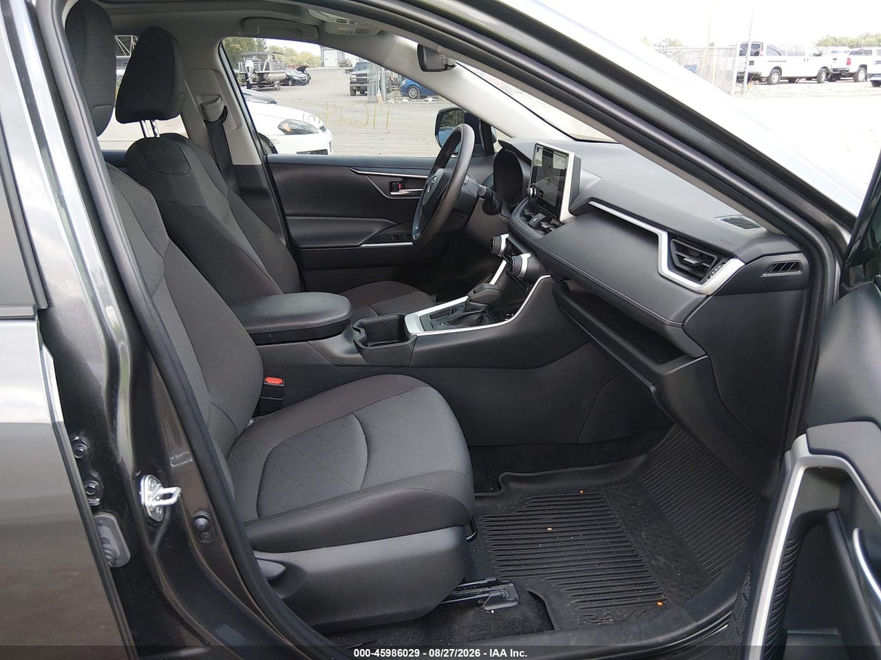 2024 TOYOTA RAV4 XLE · 5/11