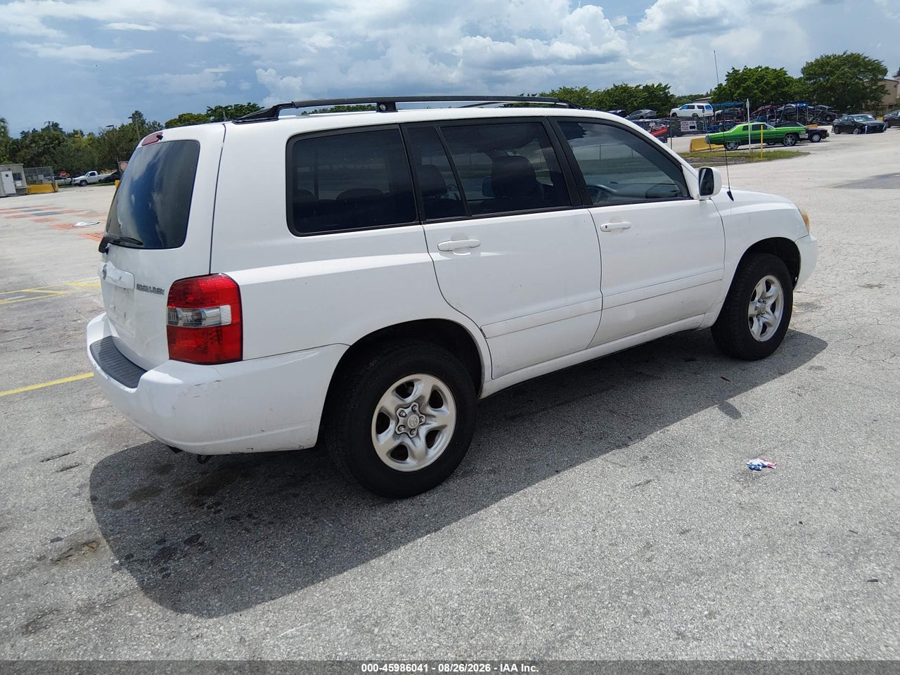 2005 TOYOTA HIGHLANDER · 4/11