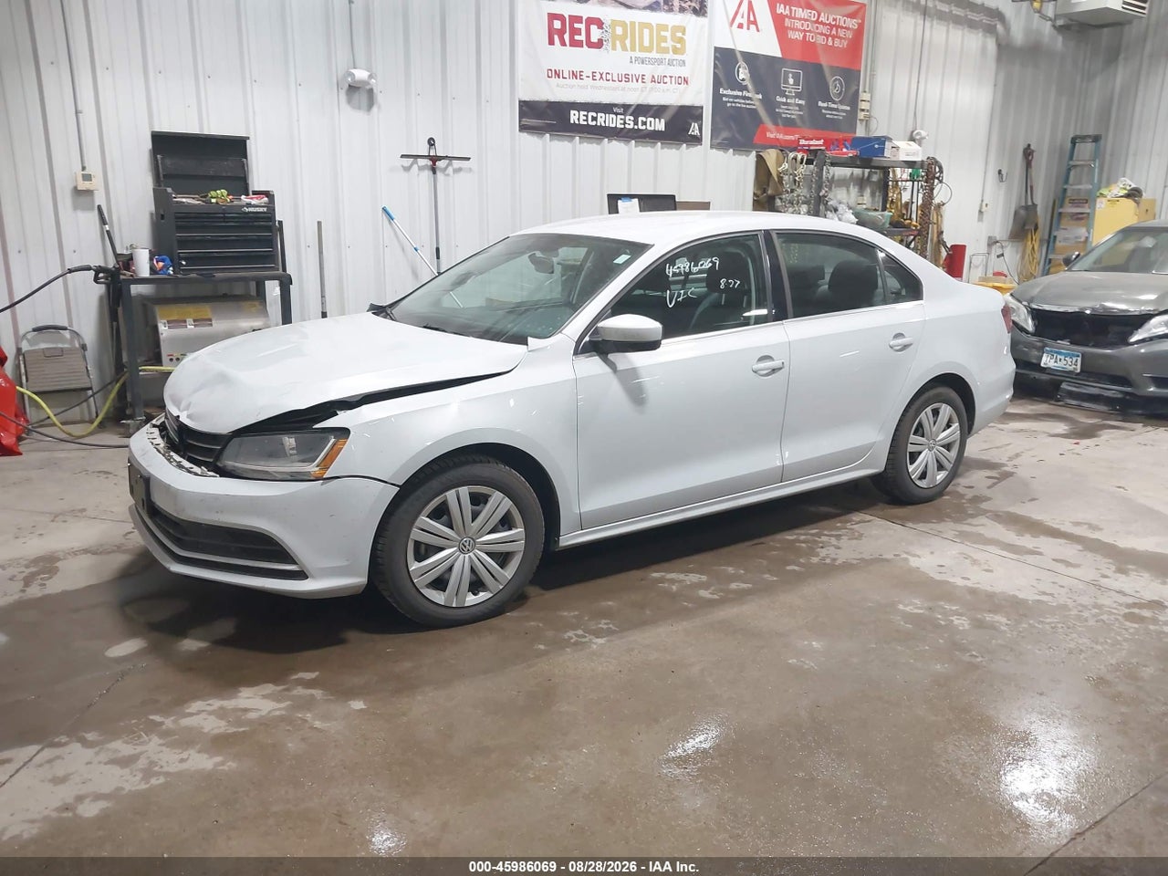 2017 VOLKSWAGEN JETTA 1.4T S · 2/11