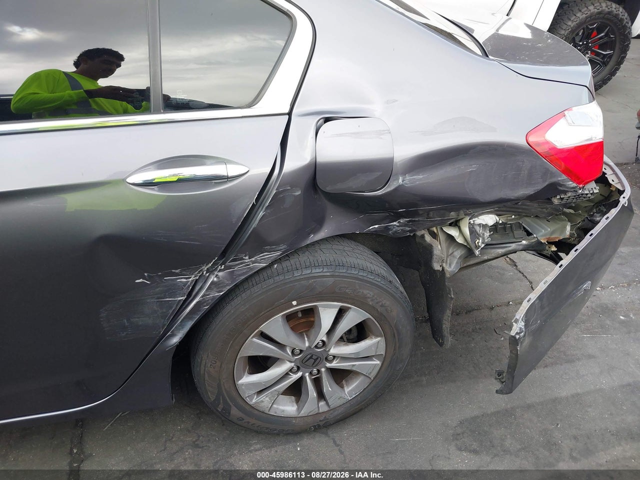 2015 HONDA ACCORD LX · 6/11