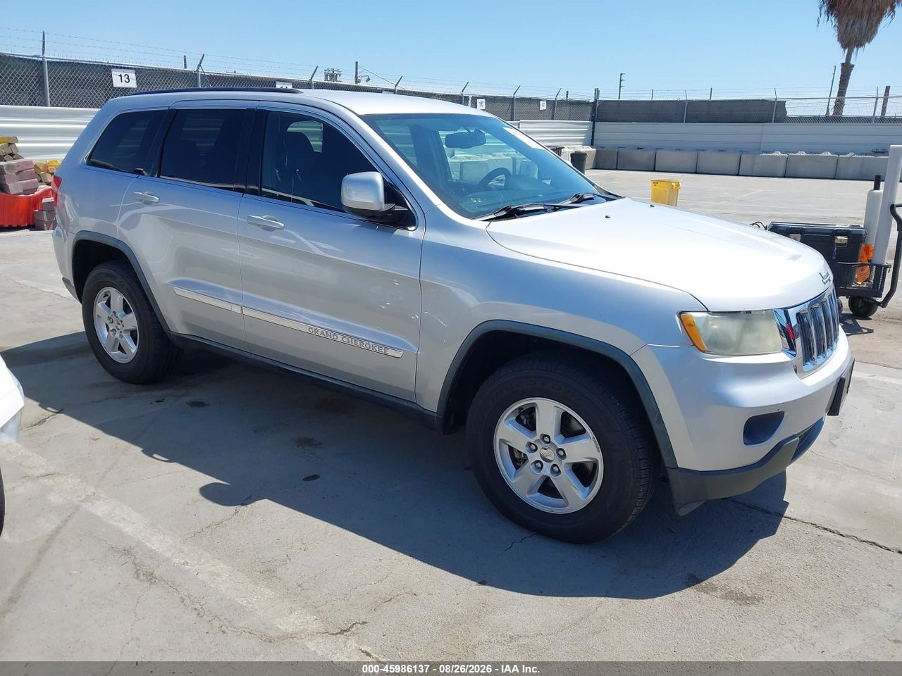 1C4RJEAG2DC****** · 2013 JEEP GRAND CHEROKEE LAREDO