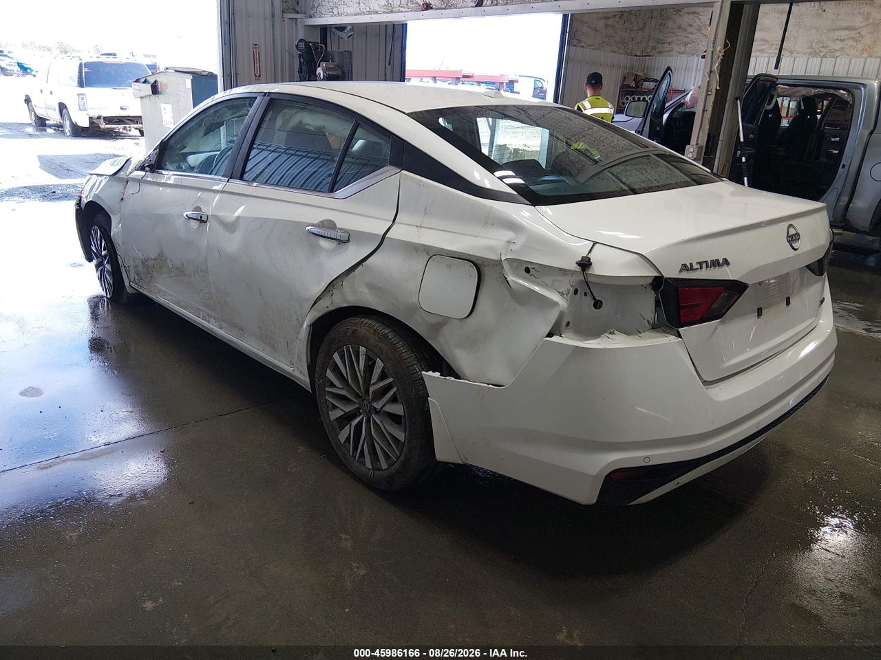 2025 NISSAN ALTIMA SV AWD · 3/11