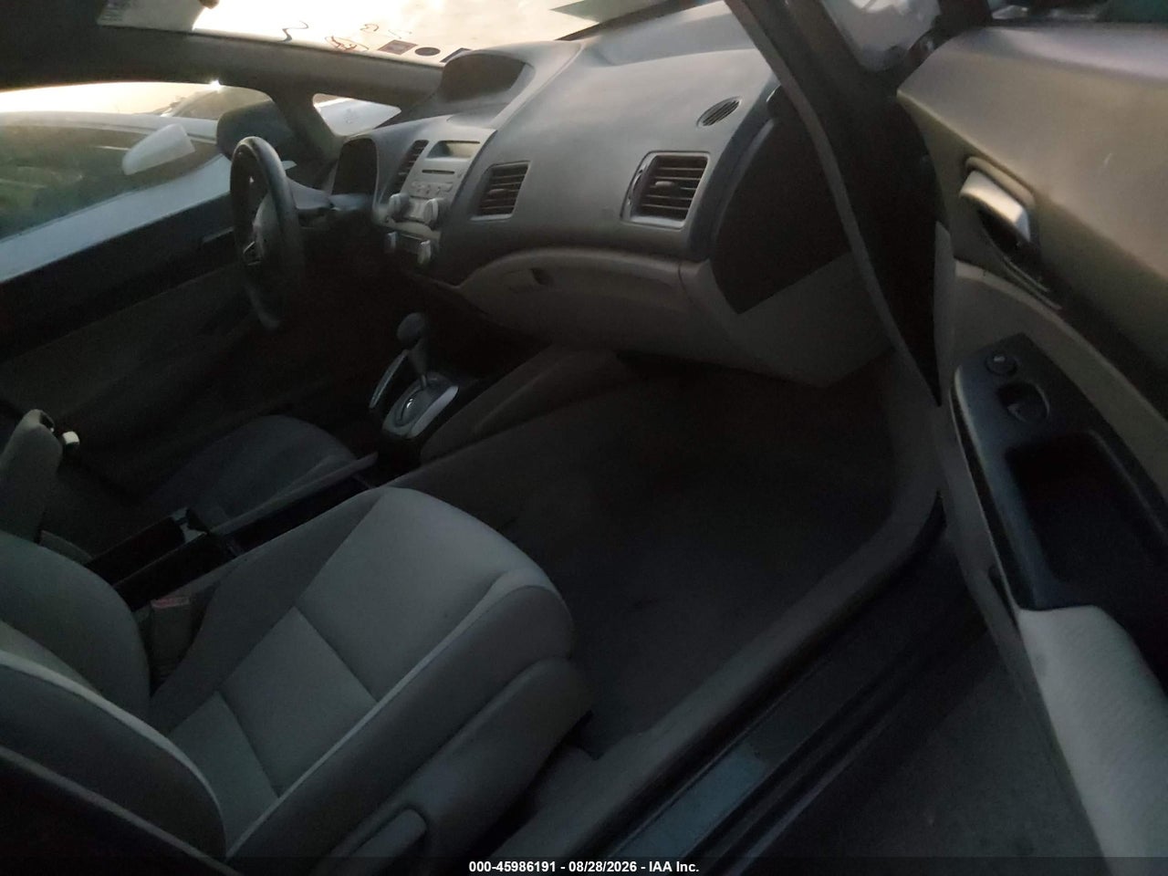 2010 HONDA CIVIC LX · 5/11