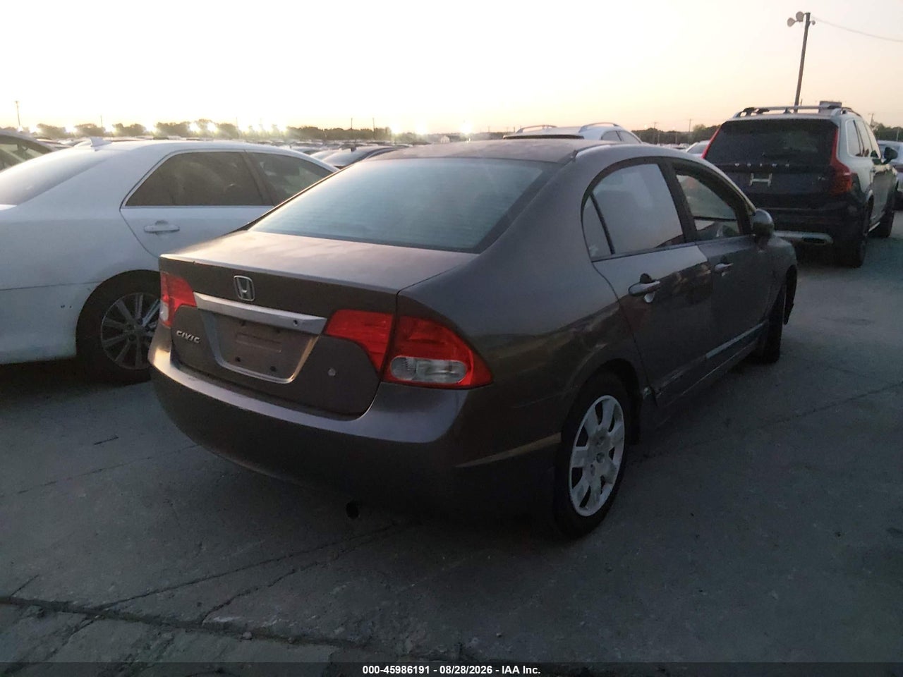 2010 HONDA CIVIC LX · 4/11