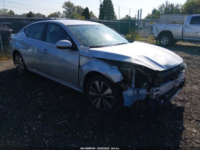 1N4BL4DVXNN****** · 2022 NISSAN ALTIMA SV FWD