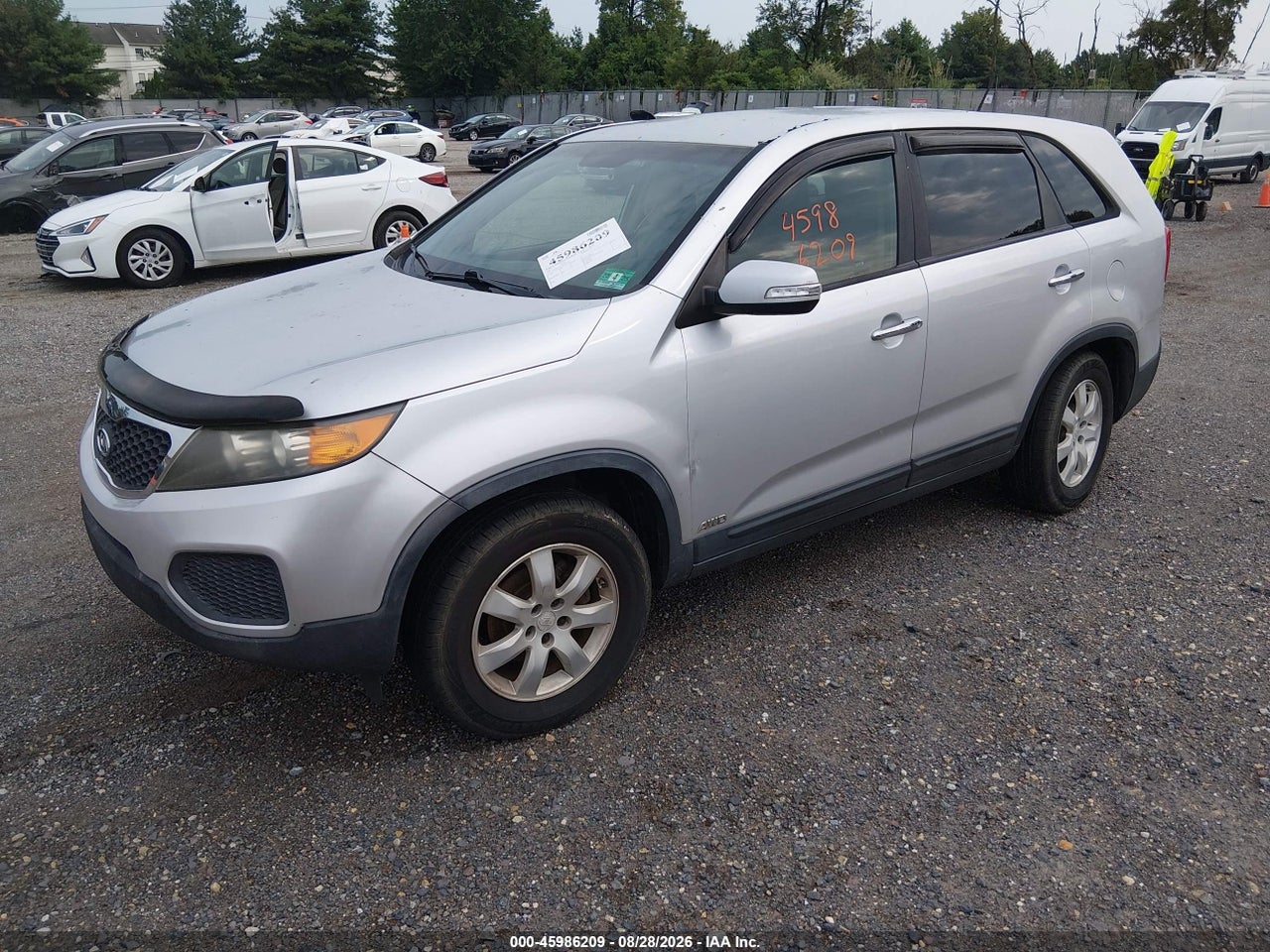 2011 KIA SORENTO LX · 2/11