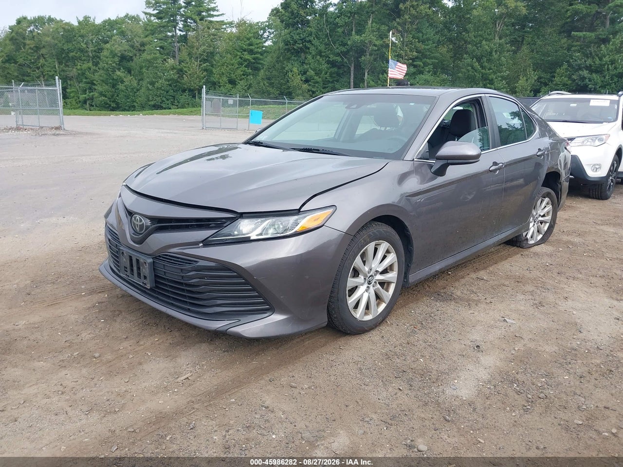 2018 TOYOTA CAMRY LE · 2/11