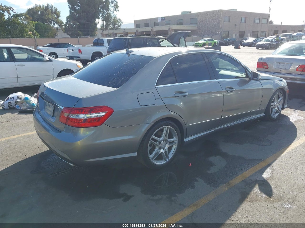 2011 MERCEDES-BENZ E 350 · 4/11